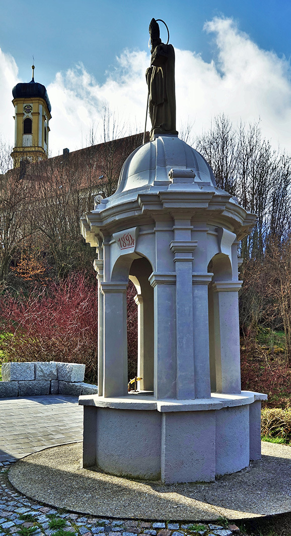 01 Ulrichsbrunnen Foto Pater. Josef SDSjpg
