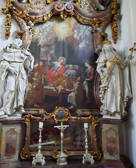 01echter Seitenaltar