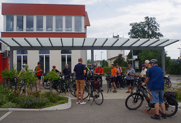02 Start am Bahnhof Bad Waldsee