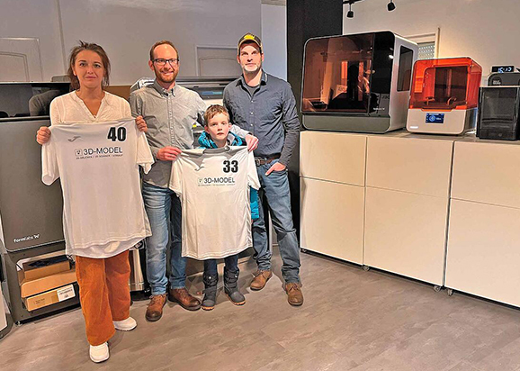 02 V Trikotuebergabe Volleyball Bad Waldsee 3D MODEL 2 klein