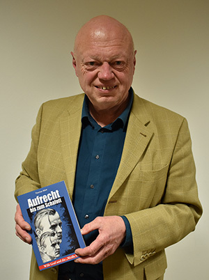 07Buch