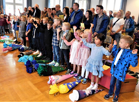 16Schule Vaterunser
