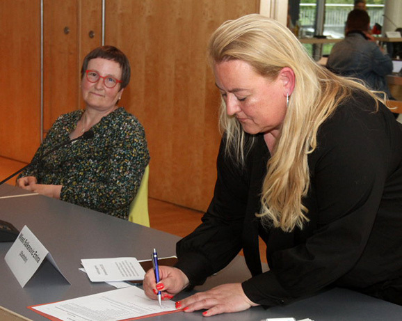 17Müller Emina Unterschrift