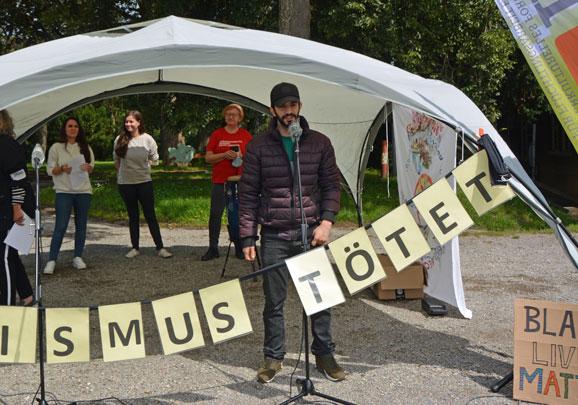 Rapper Amir Vaziri aus Iran