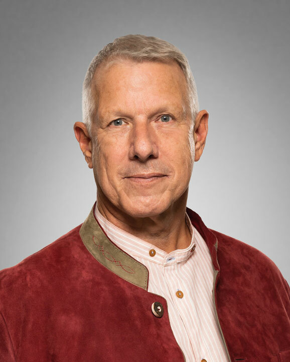 Landrat Dr. Heiko Schmid bearbeitet