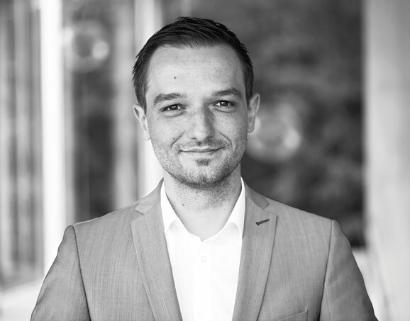 Benjamin Strasser Foto Tanja Ruetz fliesstext