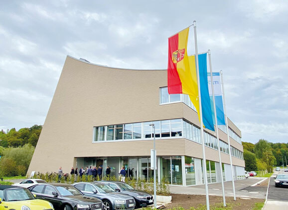 Das futuristische ITZ Foto Reck