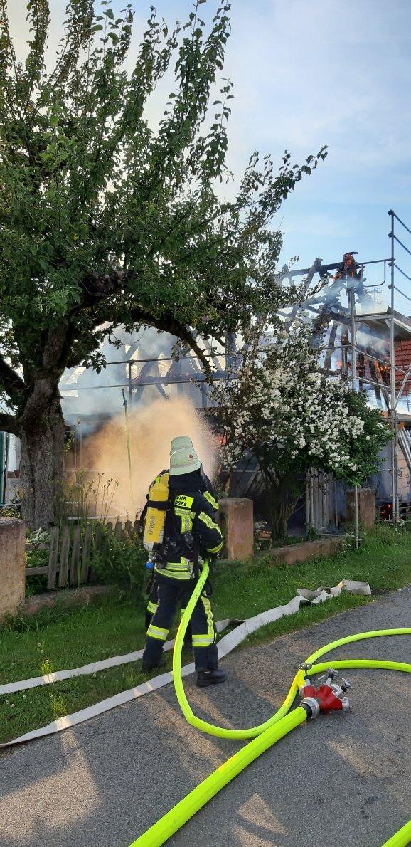 Brand Mennisweiler 27.06.2021 Bild 2 578