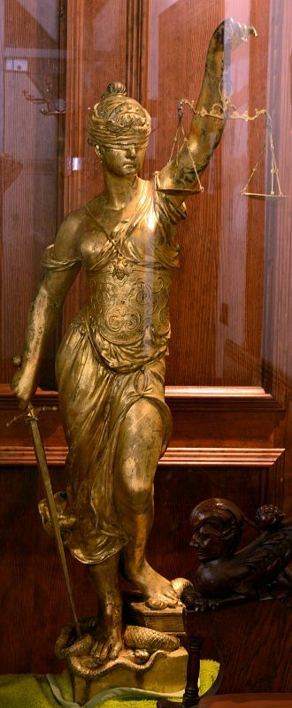 TIT Justitia original neu