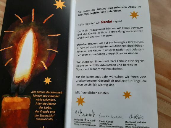 12Spende Weihnachtspäckchen.Flyer