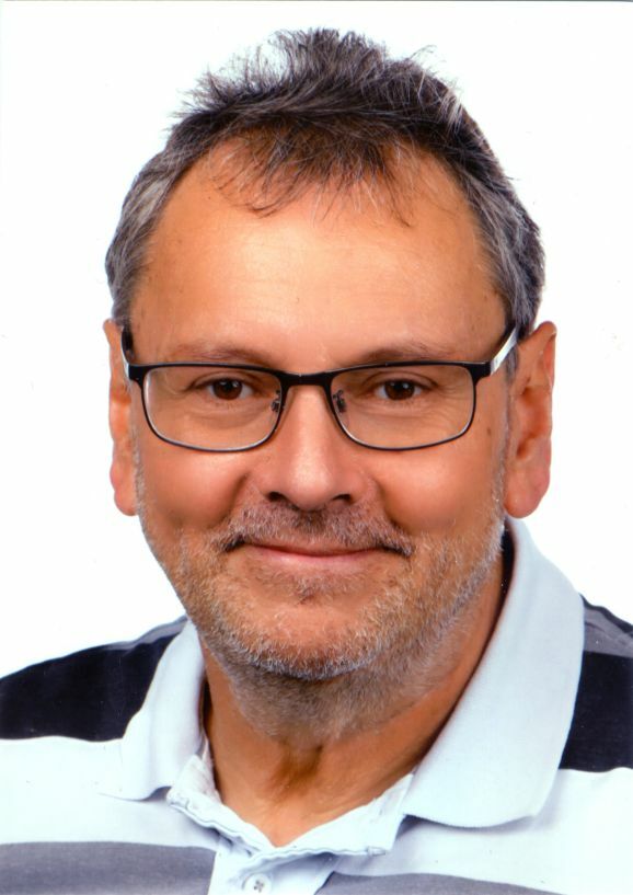 02UG Portrait gelbe Tonne