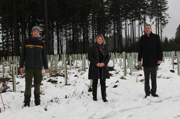 03Spendenübergabe Stadtwald Bild 1