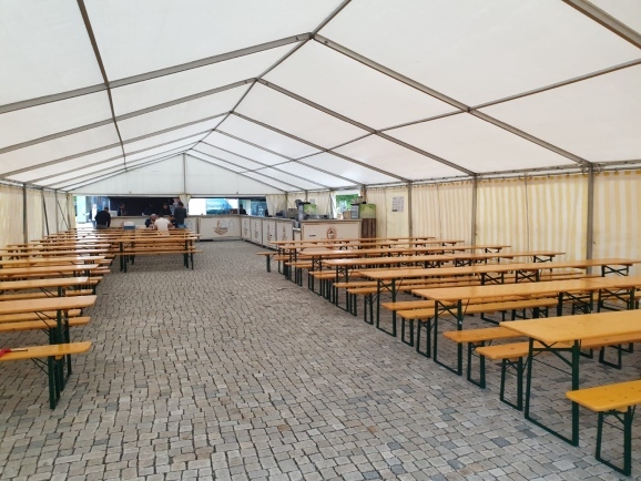 11Blutfreitag Zelt