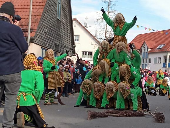 reidie erste von vielen Hexenpyramiden