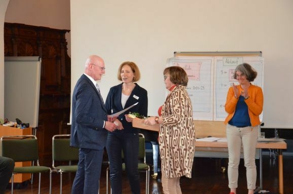 PM Stiftung Liebenau Wohnbereichsleitung Gratulation 1