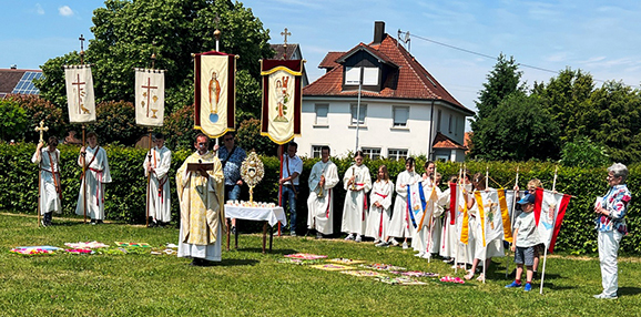 fr6.JPG Friedhof